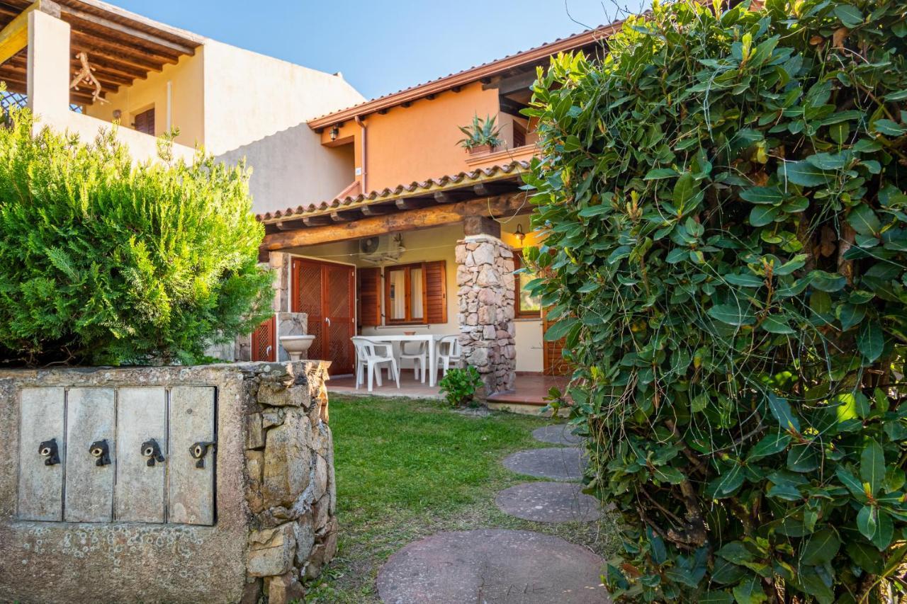 Holiday House Li Piri San Teodoro  Εξωτερικό φωτογραφία